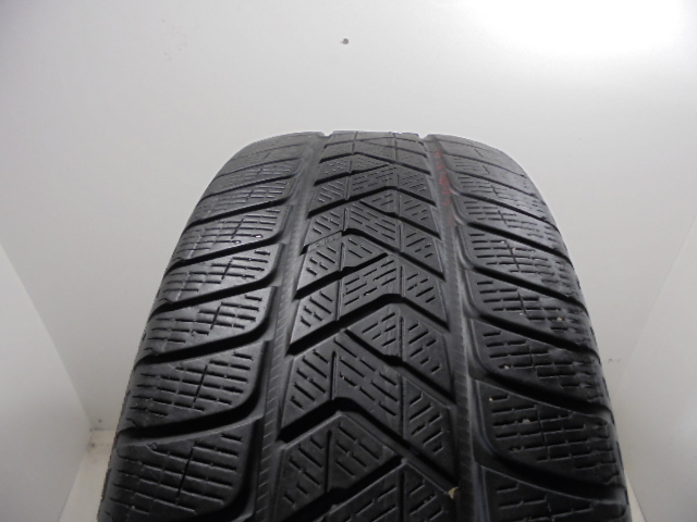 Pirelli Scorpion Winter reifen