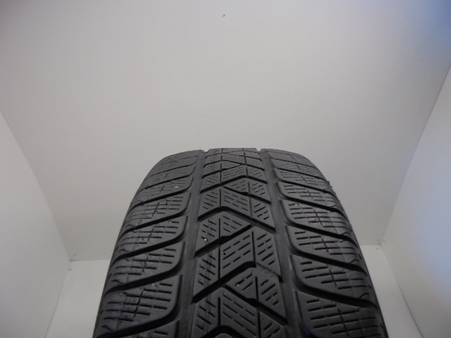 Pirelli Scorpion Winter reifen