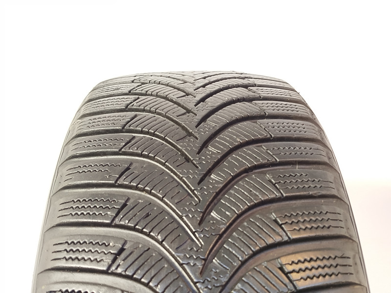 Pirelli Cintruato P7 reifen