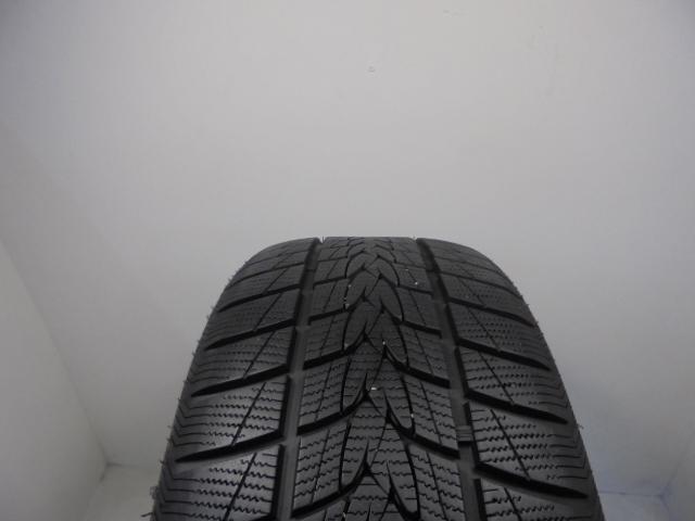 Minerva Frostrack UHP reifen